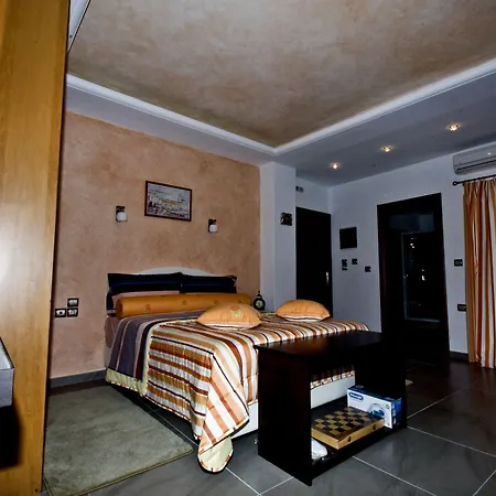 Aegean Wave - Faros Lejlighedshotel 3*