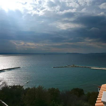 Aegean Wave - Faros Lejlighedshotel 3*