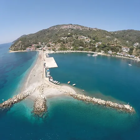 Aegean Wave - Faros Aparthotel 3*