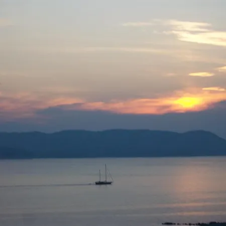 Aegean Wave - Faros