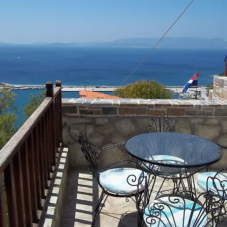 Aegean Wave - Faros Aparthotel